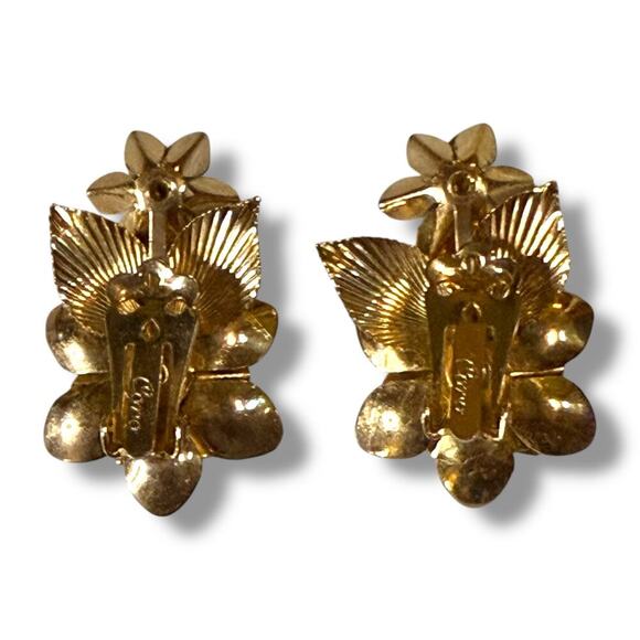 Vintage Coro Earrings Womens Gold Tone Flowers and Leaves Clip On READ - Picture 2 of 5